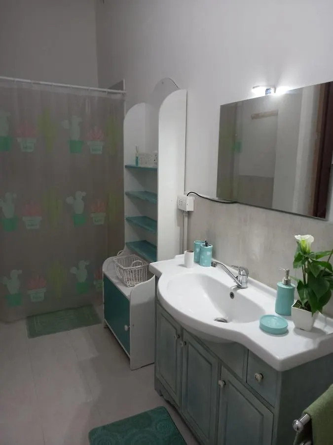 Appartamento La Laguna Santa Giusta 0*,  İtalya