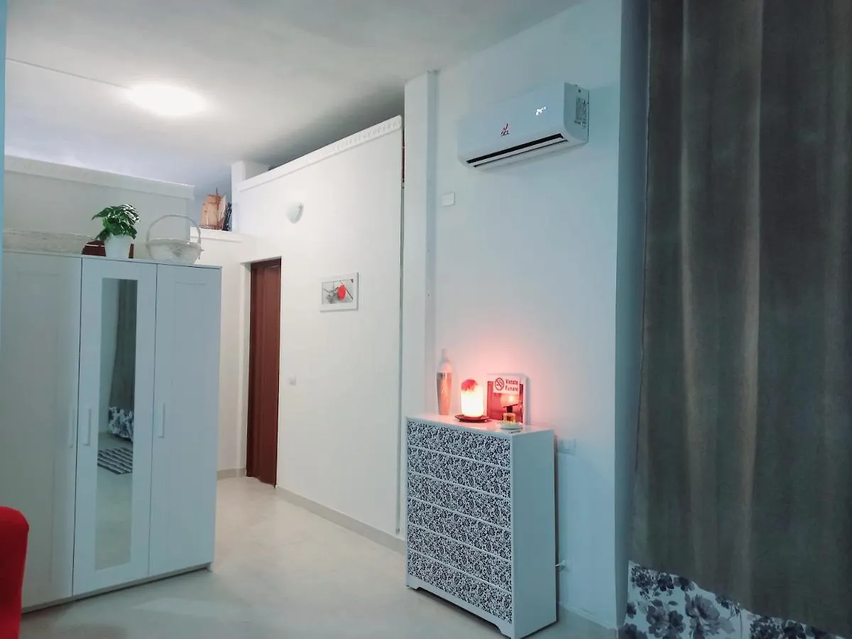 Appartamento La Laguna Santa Giusta 0*,